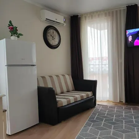 Afrodita , 4 Floor, Pool View Апартаменти Сонячний Берег